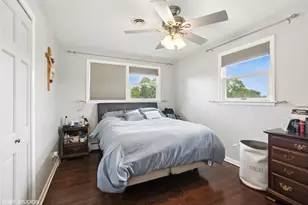 6313 W 89th Pl, Oak Lawn, IL 60453 - Photo 5