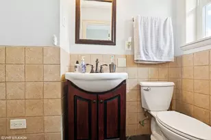 6313 W 89th Pl, Oak Lawn, IL 60453 - Photo 9