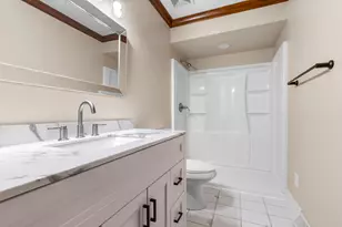 11738 Southgate Rd, Roscoe, IL 61073 - Photo 9