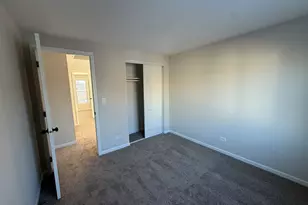 1333 Petersburg Ct, Carol Stream, IL 60188 - Photo 11