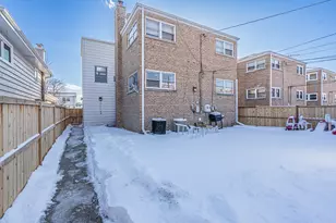 5032 Crain St, Skokie, IL 60077 - Photo 27