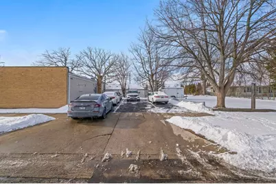 1104 W Glen Flora Avenue, Waukegan, IL 60085 - Photo 19