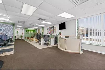 1104 W Glen Flora Avenue, Waukegan, IL 60085 - Photo 5