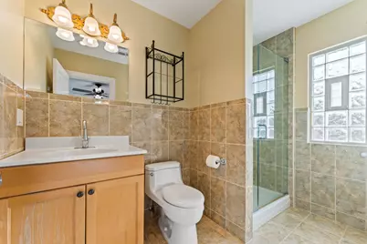 5533 Lincoln Avenue, Morton Grove, IL 60053 - Photo 17