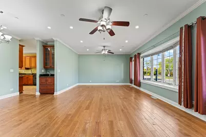 5533 Lincoln Avenue, Morton Grove, IL 60053 - Photo 3