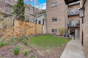 921 N La Salle Dr, Chicago, IL 60610 - Photo 13