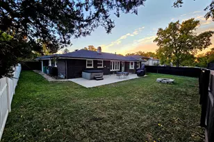 8544 Pine St, Orland Park, IL 60462 - Photo 25