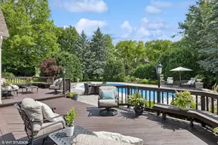 8S241 Dunham Dr, Naperville, IL 60540 - Photo 13