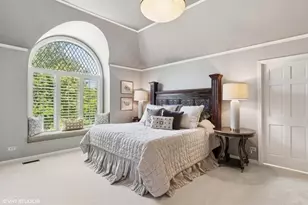 8S241 Dunham Dr, Naperville, IL 60540 - Photo 5