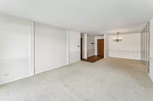 101 Old Oak Dr, Buffalo Grove, IL 60089 - Photo 3