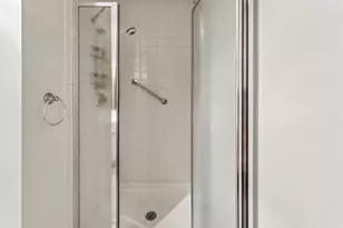 101 Old Oak Dr, Buffalo Grove, IL 60089 - Photo 19