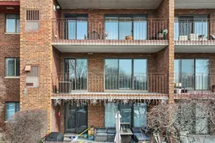 101 Old Oak Dr, Buffalo Grove, IL 60089 - Photo 27