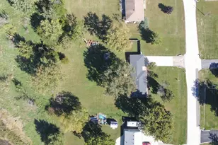 19 Brookside Ln, Bristol, IL 60512 - Photo 45