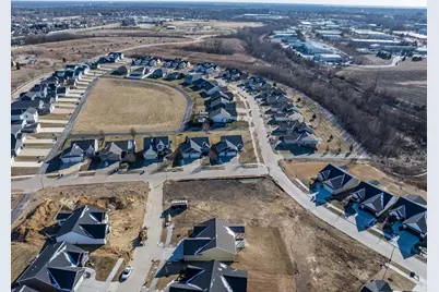 6210 College Avenue, Davenport, IA 52807 - Photo 41