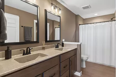 6210 College Avenue, Davenport, IA 52807 - Photo 15