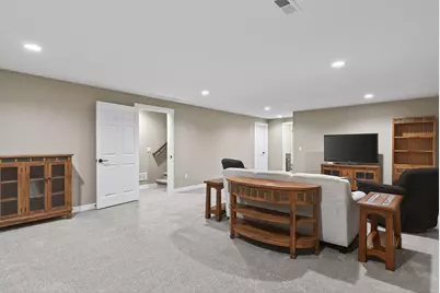 6210 College Avenue, Davenport, IA 52807 - Photo 25