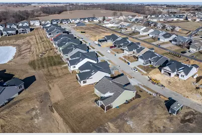 6210 College Avenue, Davenport, IA 52807 - Photo 37