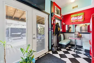 3404 N Albany Ave, Chicago, IL 60618 - Photo 17