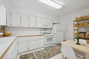 412 N Marion St, Oak Park, IL 60302 - Photo 9