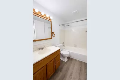 1313 Wakeby Lane #1313, Schaumburg, IL 60193 - Photo 9