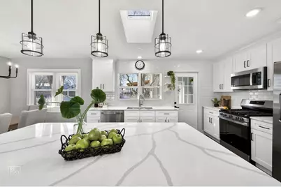 608 N Eastman Drive, Mount Prospect, IL 60056 - Photo 7