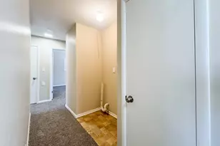 1424 Comanche Dr, Rockford, IL 61107 - Photo 19