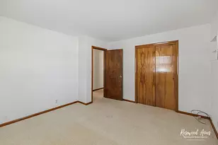 160 E Pendexter Ave, Watseka, IL 60970 - Photo 13