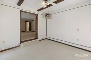 160 E Pendexter Ave, Watseka, IL 60970 - Photo 23