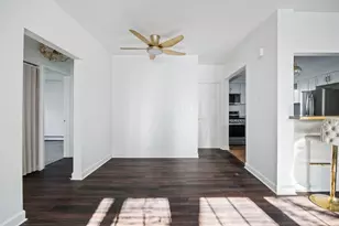 7536 N Ridge Blvd, Chicago, IL 60645 - Photo 5