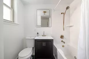 7536 N Ridge Blvd, Chicago, IL 60645 - Photo 11