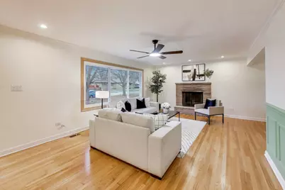 403 Dalton Avenue, Mundelein, IL 60060 - Photo 3