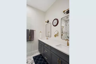 3139 N Central Park Avenue #3, Chicago, IL 60618 - Photo 15