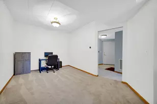 7779 Bristol Park Dr, Tinley Park, IL 60477 - Photo 9