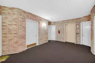 7779 Bristol Park Dr, Tinley Park, IL 60477 - Photo 3