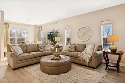 2646 Cobblestone Drive, Crystal Lake, IL 60012 - Photo 9