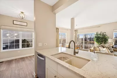 [Address not provided], Crystal Lake, IL 60012 - Photo 7