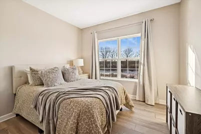 [Address not provided], Crystal Lake, IL 60012 - Photo 17