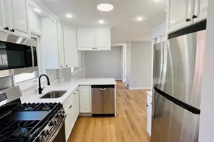 10420 S Kildare Ave, Oak Lawn, IL 60453 - Photo 3