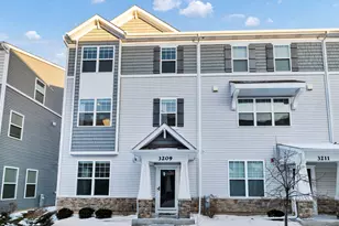 3209 Trillium Cir, Rolling Meadows, IL 60008 - Photo 1