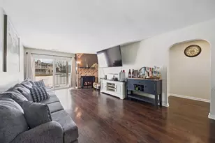 1182 E Nichols Rd, Palatine, IL 60074 - Photo 3