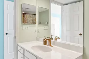 1527 Kirkwood Dr, Geneva, IL 60134 - Photo 21