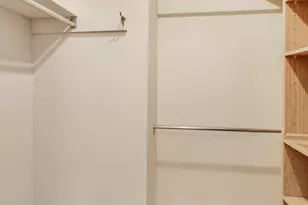 1720 Lakecliffe Dr, Wheaton, IL 60189 - Photo 17