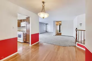 1720 Lakecliffe Dr, Wheaton, IL 60189 - Photo 7