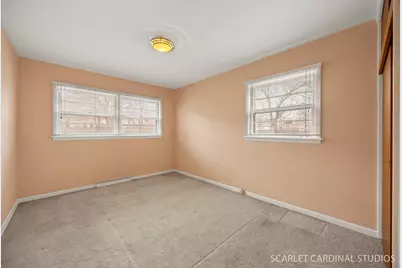 110 Travers Avenue, Wheaton, IL 60187 - Photo 9