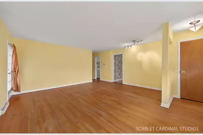 110 Travers Avenue, Wheaton, IL 60187 - Photo 3