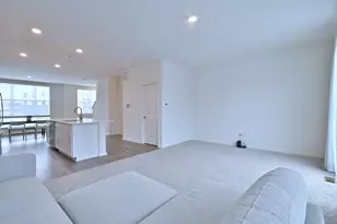 332 Summit Cir, Lombard, IL 60148 - Photo 11