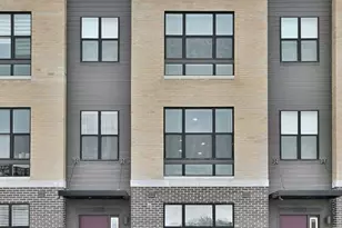 332 Summit Cir, Lombard, IL 60148 - Photo 3