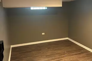 248 W Elmwood Dr, Chicago Heights, IL 60411 - Photo 9