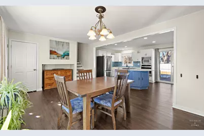 934 Nottingham Lane, Crystal Lake, IL 60014 - Photo 3