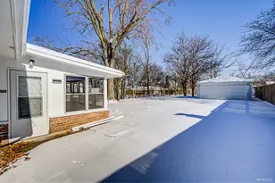 17555 Howe Ave, Homewood, IL 60430 - Photo 19